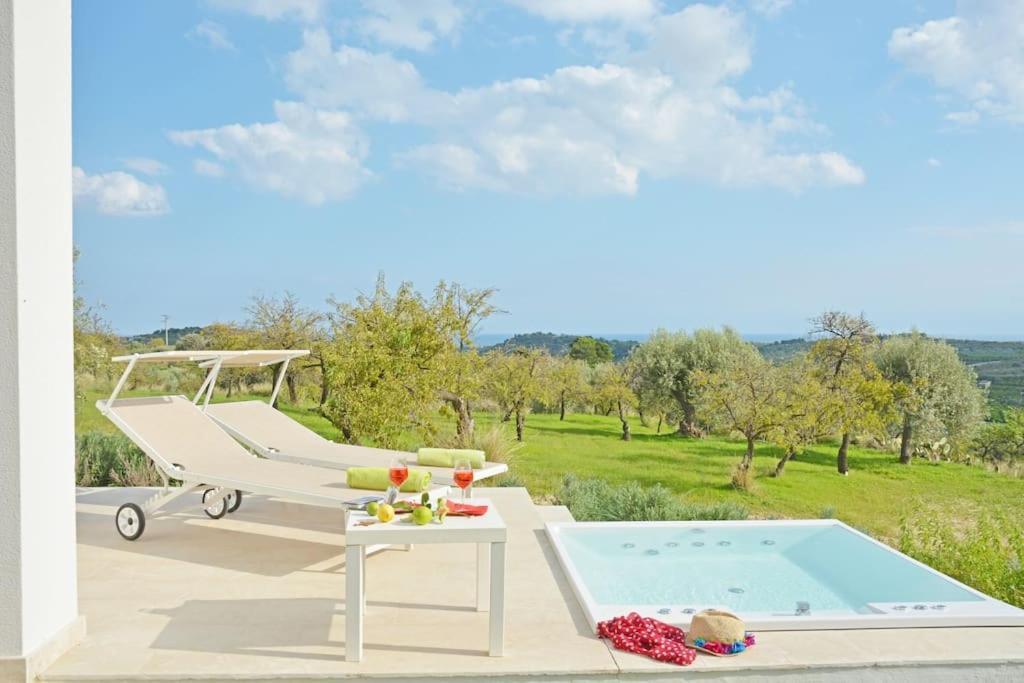 Villa Pettegola Tenuta Il Cavaliere Di Italia Noto- Vista Mare Mini Piscina Idromassaggio ภายนอก รูปภาพ