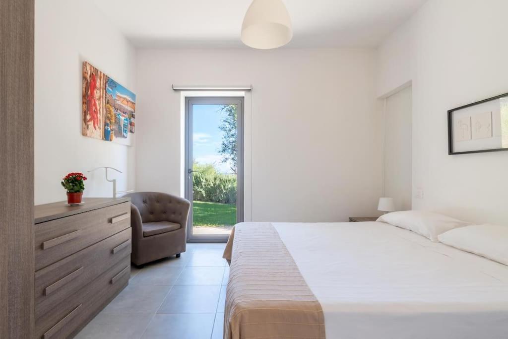Villa Pettegola Tenuta Il Cavaliere Di Italia Noto- Vista Mare Mini Piscina Idromassaggio ภายนอก รูปภาพ
