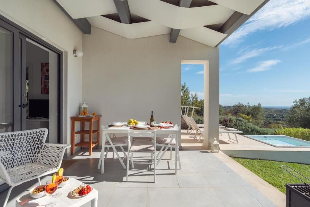 Villa Pettegola Tenuta Il Cavaliere Di Italia Noto- Vista Mare Mini Piscina Idromassaggio ภายนอก รูปภาพ