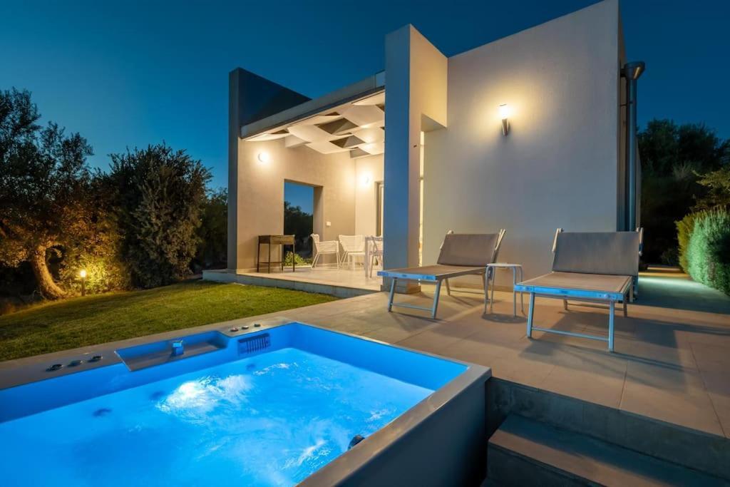 Villa Pettegola Tenuta Il Cavaliere Di Italia Noto- Vista Mare Mini Piscina Idromassaggio ภายนอก รูปภาพ